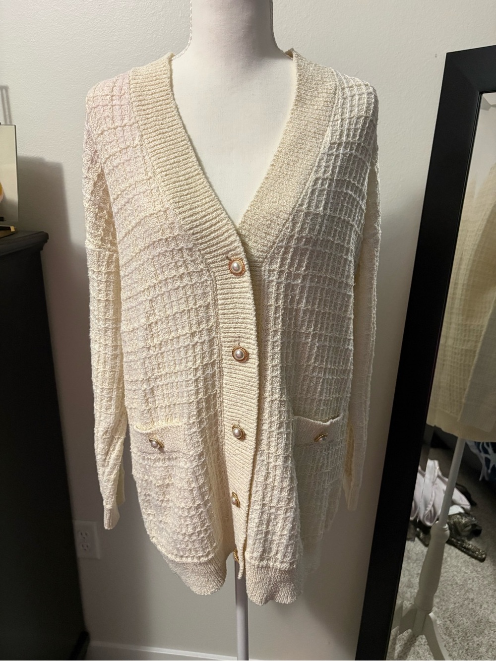 Elie Tahari Cream Waffle-Knit Cardigan with Pearl Buttons